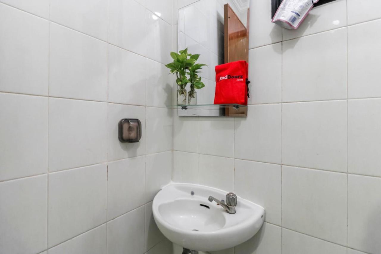 Reddoorz Near Trisakti Wisma tamu Jakarta